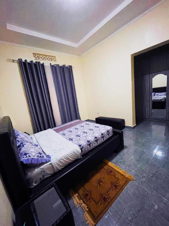 Zeo Airbnb - Cheap Apartment In Kigali Ngoại thất bức ảnh