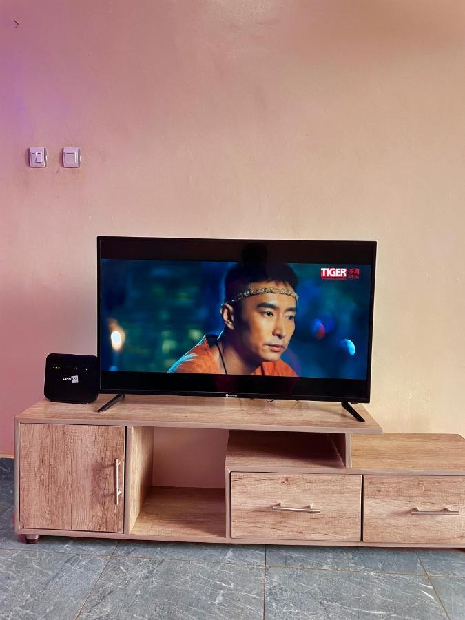 Zeo Airbnb - Cheap Apartment In Kigali Ngoại thất bức ảnh
