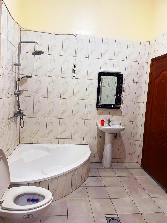 Zeo Airbnb - Cheap Apartment In Kigali Ngoại thất bức ảnh